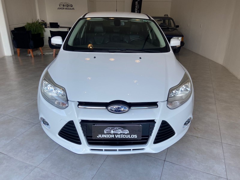 FOCUS 2.0 TITANIUM 16V FLEX 4P AUTOMÁTICO - 2015 - BENTO GONçALVES