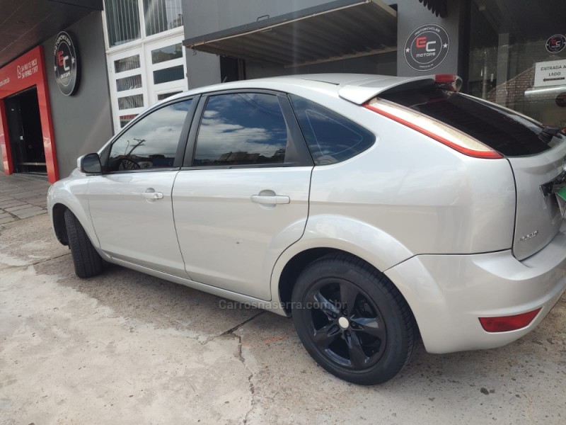 FOCUS 2.0 FC 16V GASOLINA 4P MANUAL - 2009 - CAXIAS DO SUL