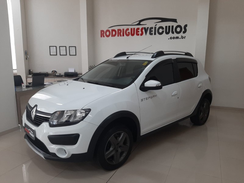 SANDERO 1.6 STEPWAY 8V FLEX 4P MANUAL - 2019 - CAXIAS DO SUL