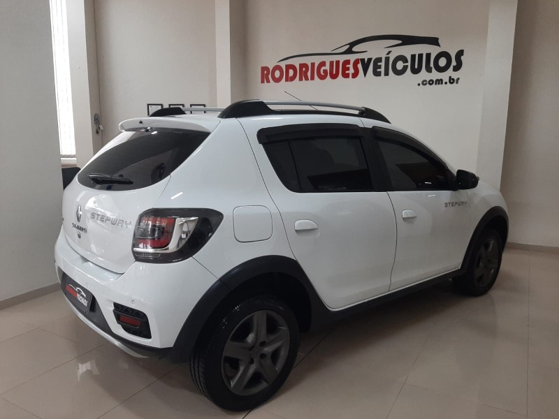 SANDERO 1.6 STEPWAY 8V FLEX 4P MANUAL - 2019 - CAXIAS DO SUL