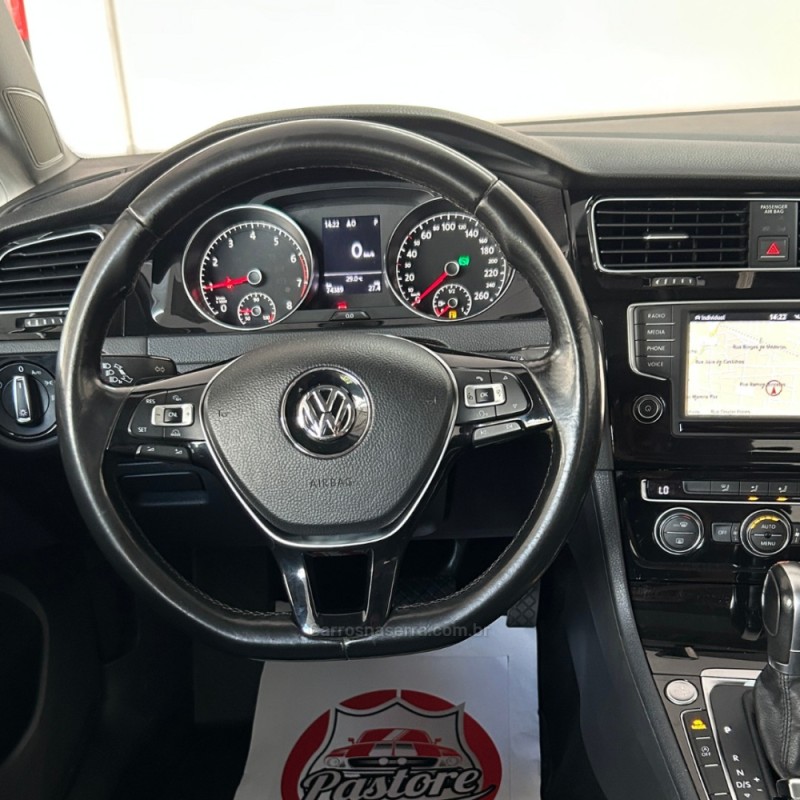 GOLF 1.4 TSI HIGHLINE 16V TOTAL FLEX 4P TIPTRONIC - 2017 - VACARIA