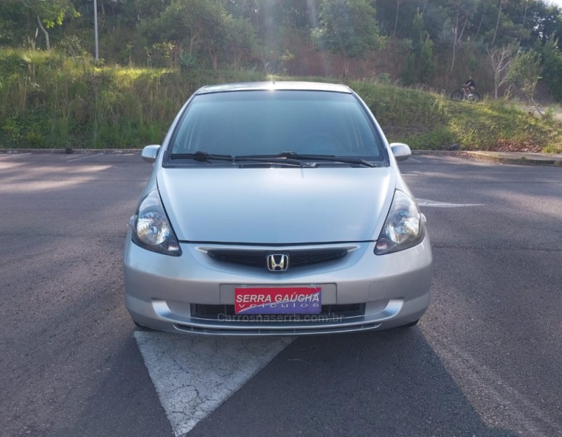 FIT 1.4 LX 8V GASOLINA 4P MANUAL - 2004 - BENTO GONçALVES