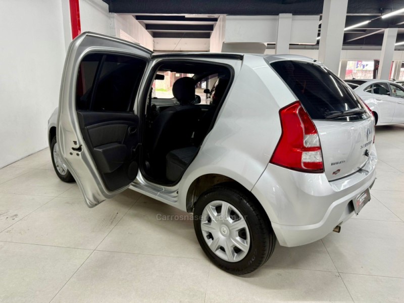 SANDERO 1.6 EXPRESSION 8V FLEX 4P MANUAL - 2012 - CAXIAS DO SUL