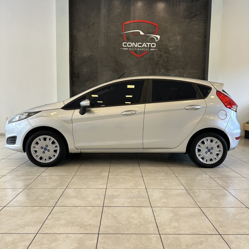 FIESTA 1.5 SE HATCH 16V FLEX 4P MANUAL - 2015 - FARROUPILHA