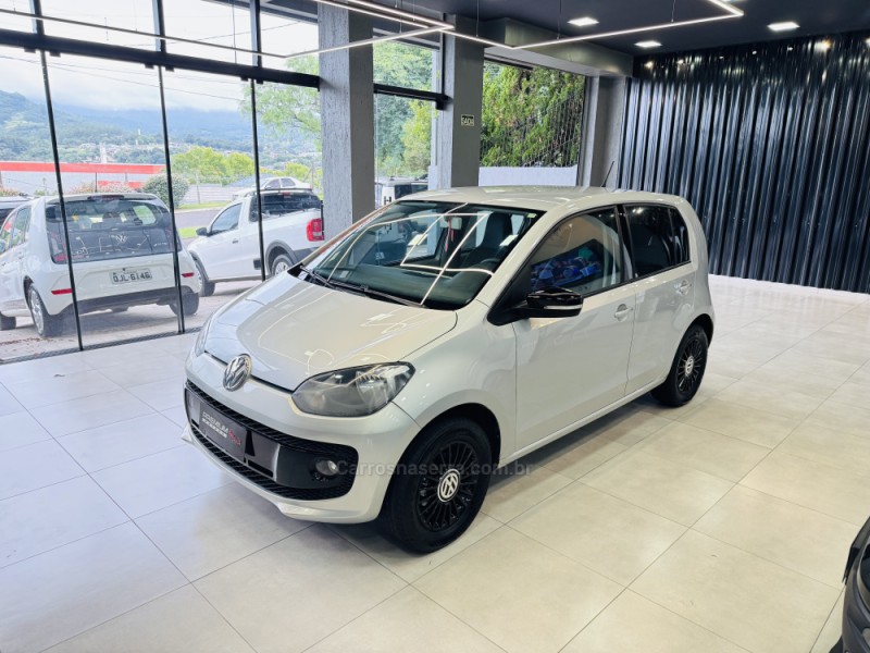 UP 1.0 TSI MOVE UP 12V FLEX 4P MANUAL - 2017 - DOIS IRMãOS