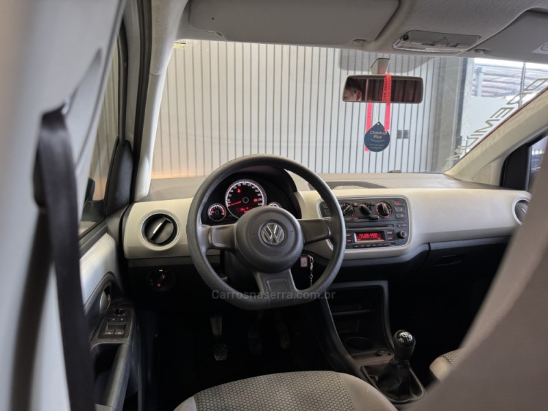 UP 1.0 TSI MOVE UP 12V FLEX 4P MANUAL - 2017 - DOIS IRMãOS