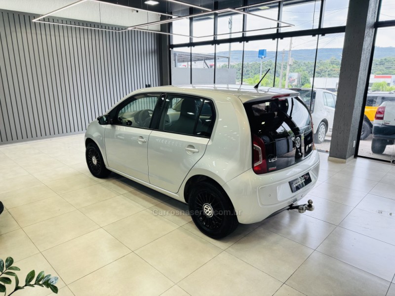 UP 1.0 TSI MOVE UP 12V FLEX 4P MANUAL - 2017 - DOIS IRMãOS