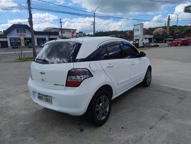 AGILE 1.4 MPFI LTZ 8V FLEX 4P MANUAL - 2013 - CAXIAS DO SUL