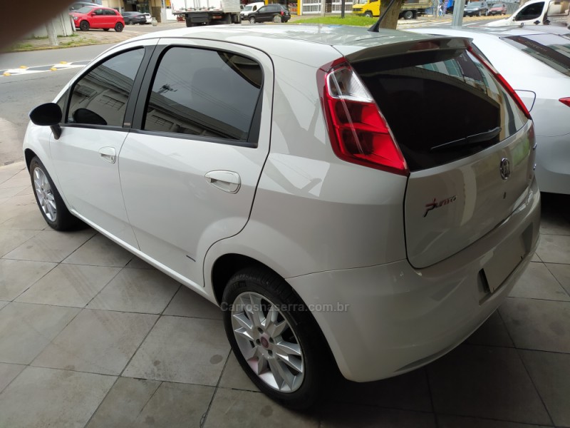 PUNTO 1.6 ESSENCE 16V FLEX 4P MANUAL - 2012 - BENTO GONçALVES