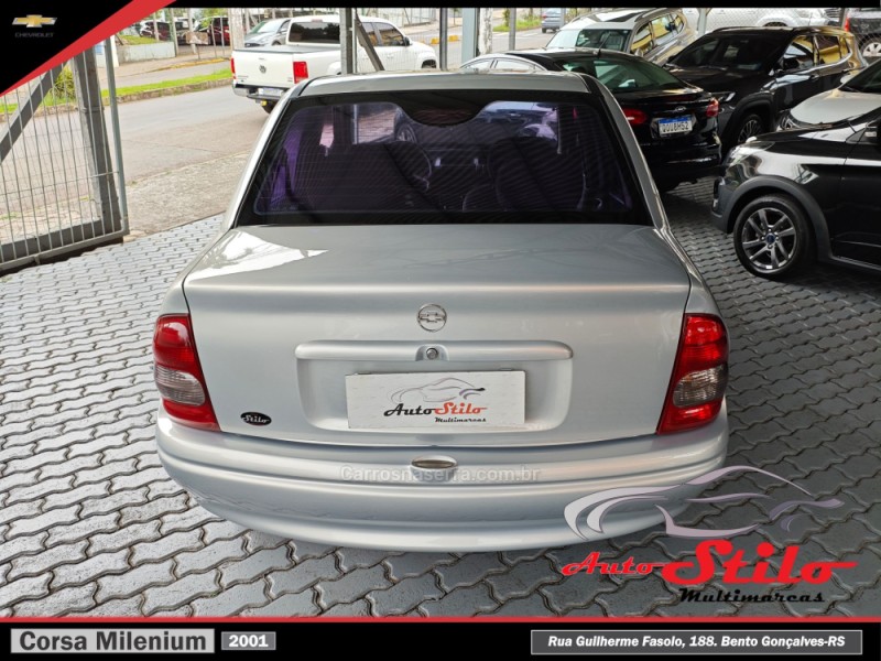 CORSA 1.0 MPFI MILENIUM SEDAN 8V GASOLINA 4P MANUAL - 2001 - BENTO GONçALVES