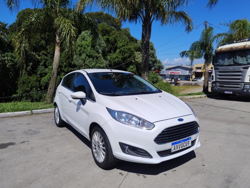 FIESTA 1.6 TITANIUM HATCH 16V FLEX 4P AUTOMÁTICO - 2014 - CAXIAS DO SUL