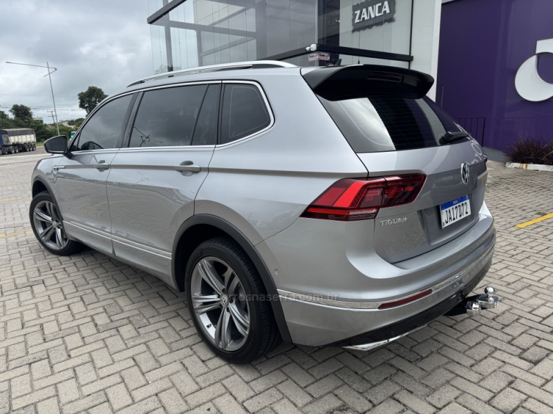 TIGUAN 2.0 TSI R-LINE 16V TURBO GASOLINA 4P TIPTRONIC - 2020 - VERANóPOLIS