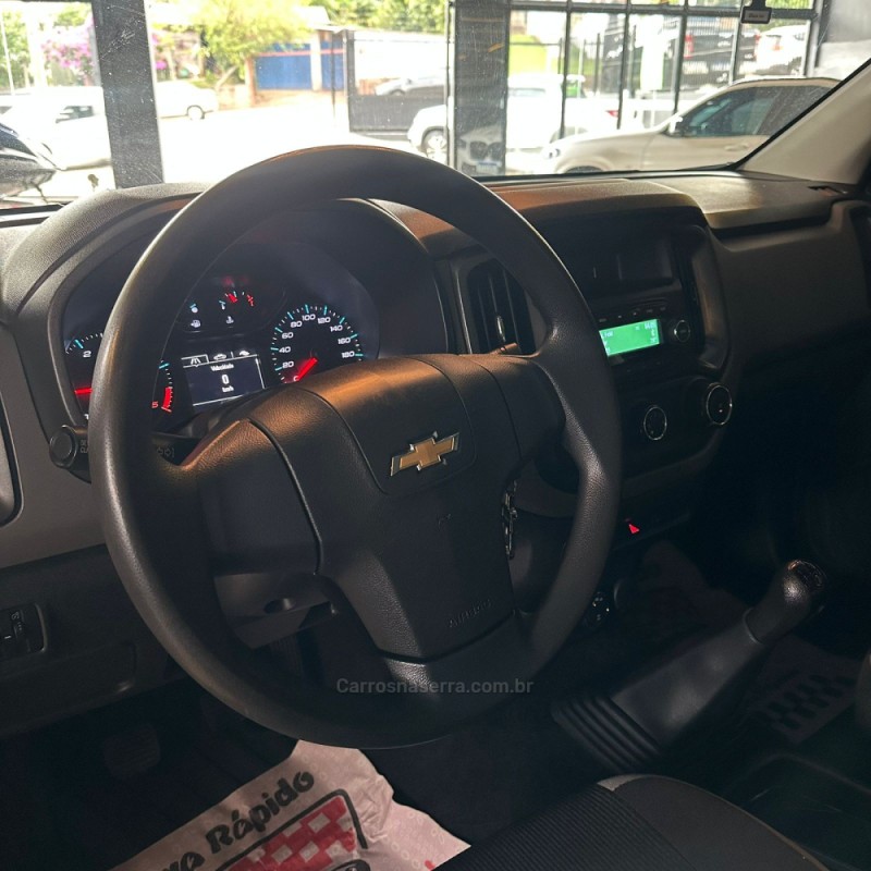 S10 2.8 LS 4X4 CD 16V TURBO DIESEL 4P MANUAL - 2019 - LAJEADO