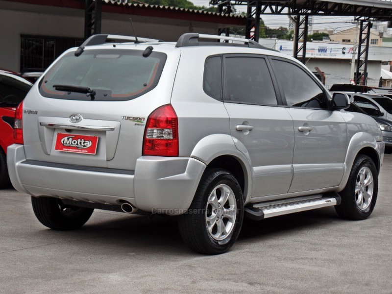 TUCSON 2.0 MPFI GLS 16V 143CV 2WD FLEX 4P AUTOMÁTICO - 2015 - CAXIAS DO SUL