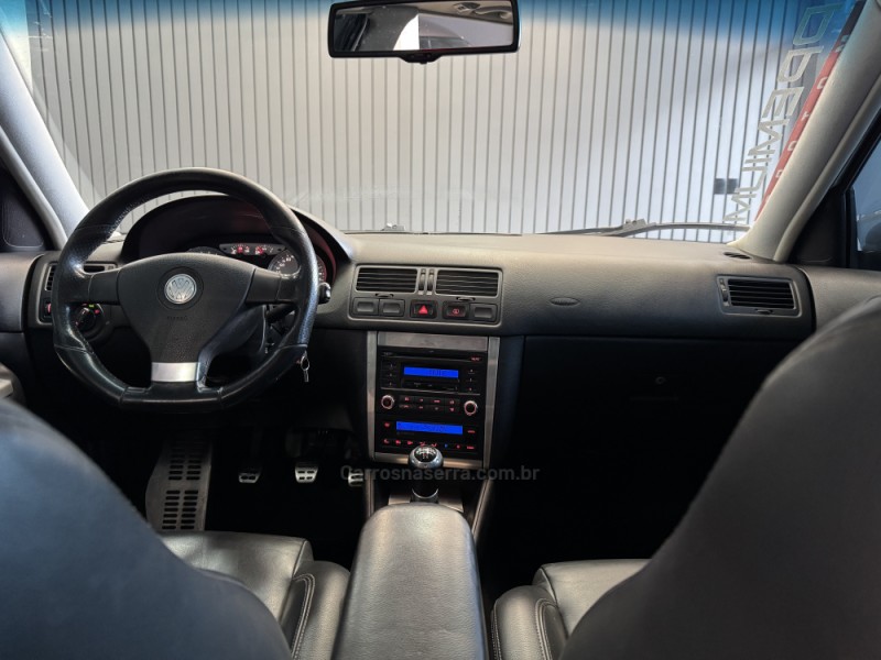 GOLF 1.6 MI SPORTLINE LIMITED EDITION 8V FLEX 4P MANUAL - 2013 - DOIS IRMãOS