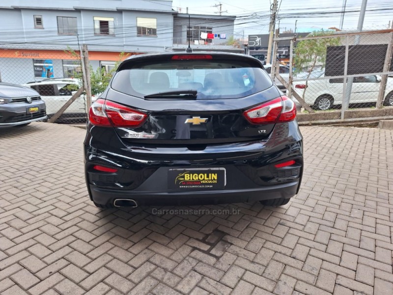 CRUZE 1.4 TURBO LTZ II SPORT HATCH 16V FLEX 4P AUTOMÁTICO - 2017 - BENTO GONçALVES