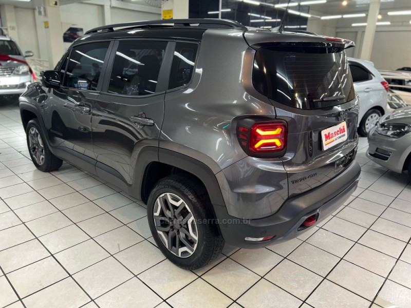 RENEGADE 1.3 TRAILHAWK T270 16V TURBO FLEX 4X4 4P AUTOMÁTICO - 2023 - CAXIAS DO SUL