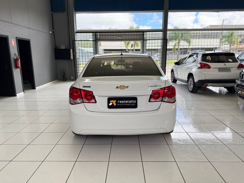 CRUZE 1.8 LT 16V FLEX 4P AUTOMÁTICO - 2014 - CAXIAS DO SUL