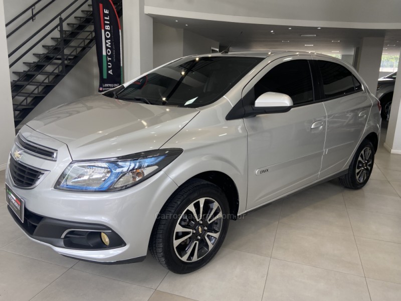 ONIX 1.4 MPFI LTZ 8V FLEX 4P MANUAL - 2014 - ANTôNIO PRADO