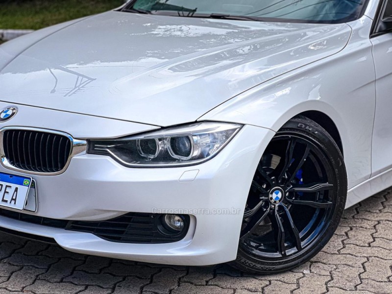 320I 2.0 16V TURBO ACTIVE FLEX 4P AUTOMÁTICO - 2014 - CANELA