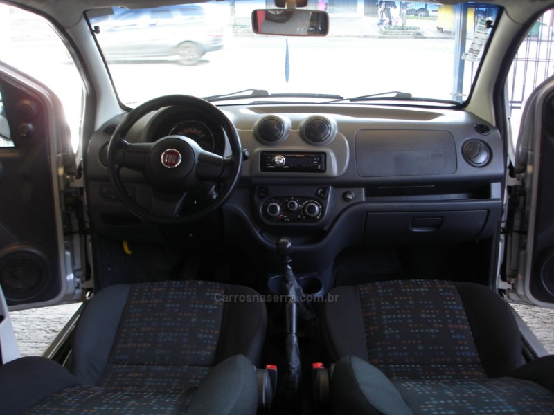 UNO 1.0 EVO VIVACE 8V FLEX 4P MANUAL - 2014 - CAXIAS DO SUL