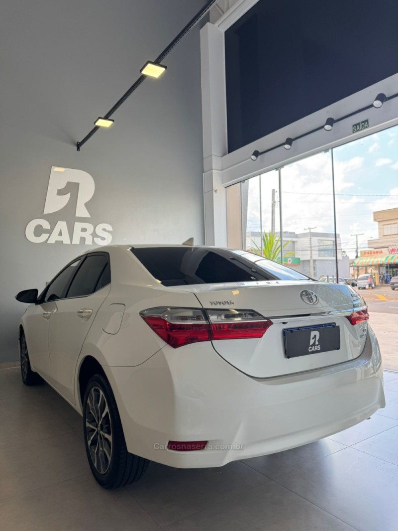 COROLLA 2.0 ALTIS 16V FLEX 4P AUTOMÁTICO - 2018 - LAJEADO