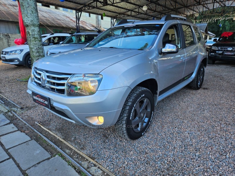DUSTER 2.0 DYNAMIQUE 4X2 16V FLEX 4P MANUAL