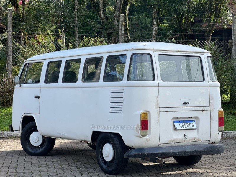 KOMBI 1.6 FURGÃO 8V GASOLINA 3P MANUAL - 1990 - CANELA