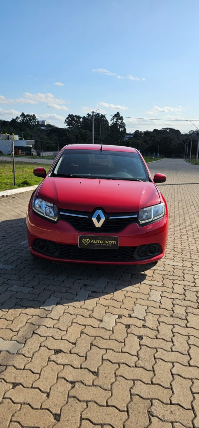 SANDERO 1.6 EXPRESSION 8V FLEX 4P AUTOMATIZADO - 2015 - IVOTI