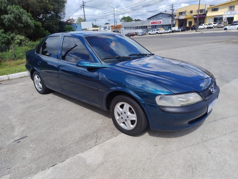 VECTRA 2.0 MPFI GLS 8V GASOLINA 4P MANUAL - 1999 - CAXIAS DO SUL