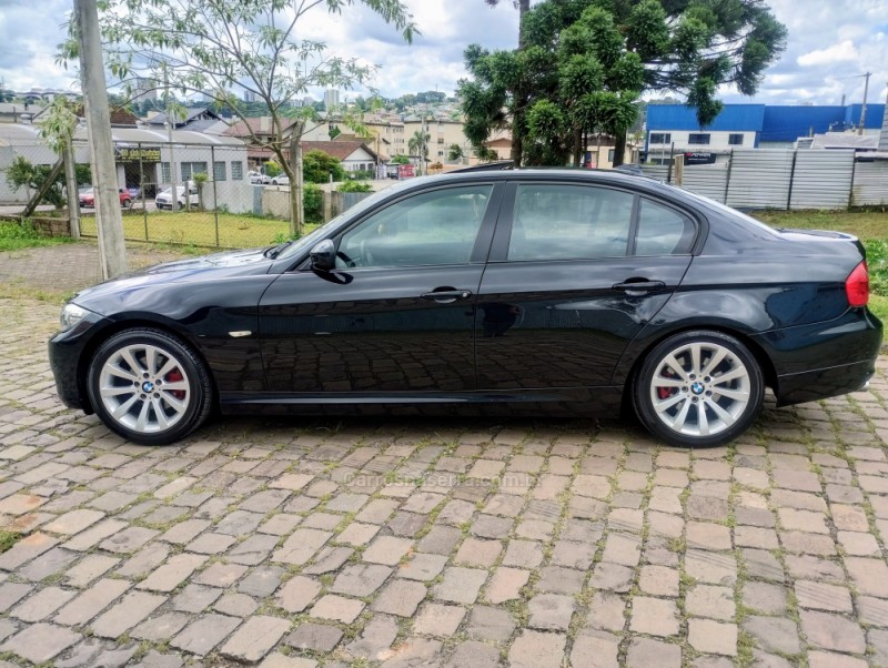 320I 2.0 16V GASOLINA 4P AUTOMÁTICO - 2010 - CAXIAS DO SUL