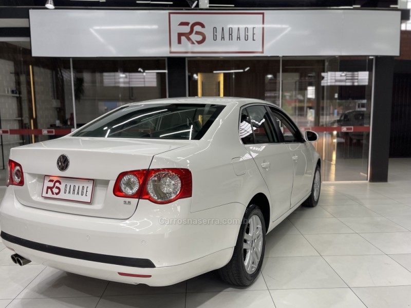 JETTA 2.5 I 20V 150CV GASOLINA 4P TIPTRONIC - 2009 - NOVO HAMBURGO