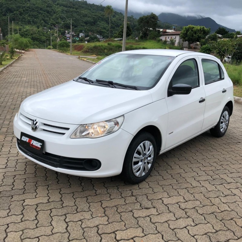 GOL 1.0 MI TRENDLINE 8V FLEX 4P MANUAL - 2011 - NOVA HARTZ