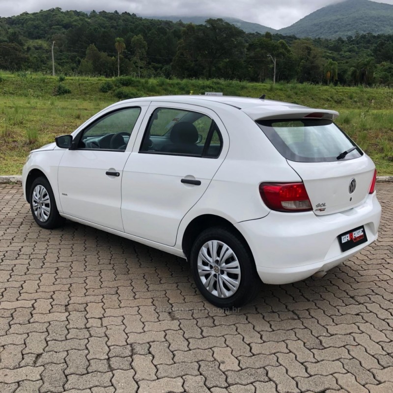 GOL 1.0 MI TRENDLINE 8V FLEX 4P MANUAL - 2011 - NOVA HARTZ