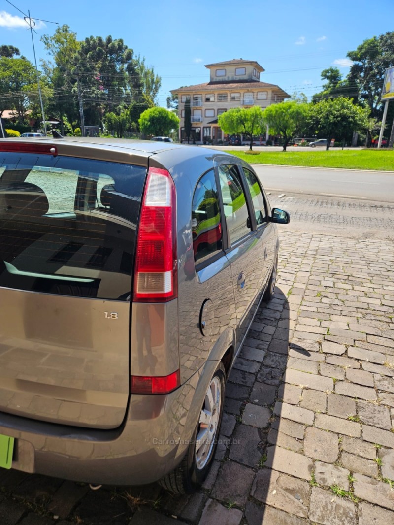 MERIVA 1.8 MPFI 8V GASOLINA 4P MANUAL - 2004 - VERANóPOLIS