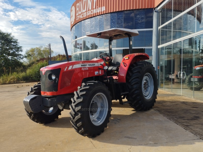 TRATOR 4283  - 2012 - GUAPORé