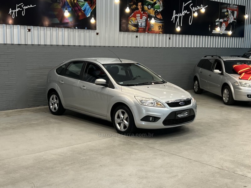 FOCUS 1.6 GLX 8V FLEX 4P MANUAL - 2011 - CAXIAS DO SUL