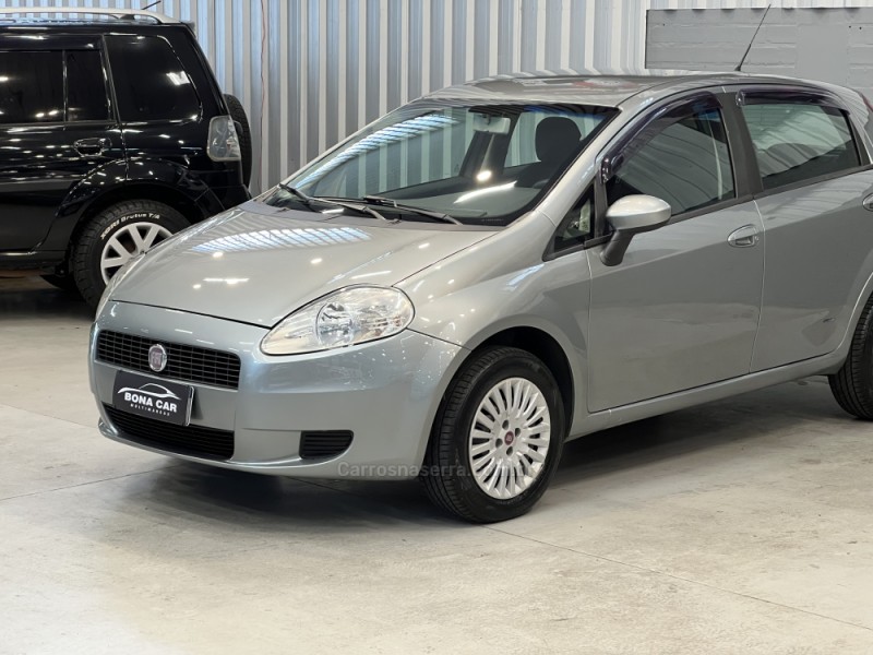 PUNTO 1.4 ATTRACTIVE 8V FLEX 4P MANUAL - 2012 - CAXIAS DO SUL