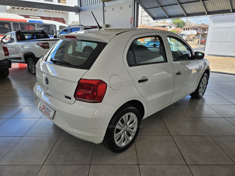 GOL 1.0 12V MPI TOTALFLEX 4P MANUAL - 2023 - TAPEJARA