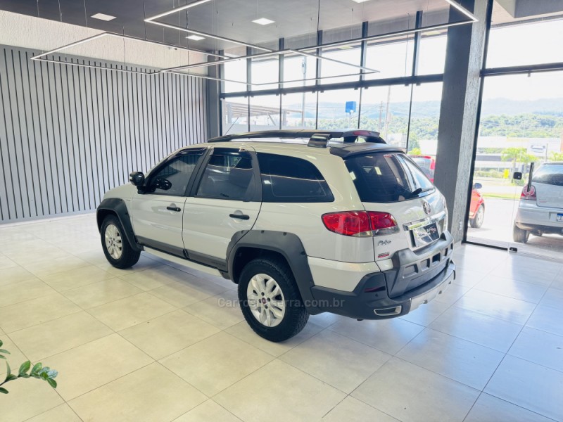 PALIO 1.8 MPI ADVENTURE WEEKEND 8V FLEX 4P AUTOMATIZADO - 2014 - DOIS IRMãOS