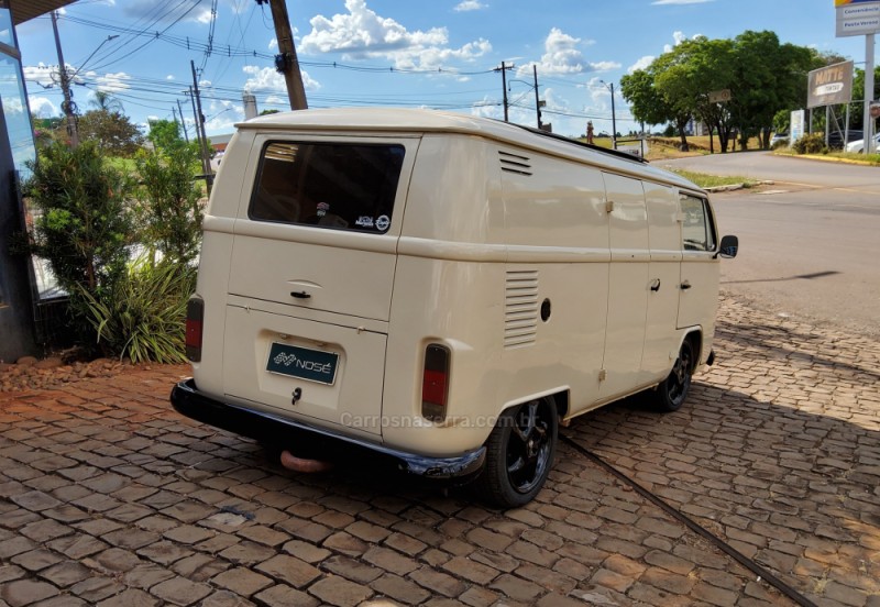 KOMBI 1.4 MI FURGÃO 8V FLEX 3P MANUAL - 1993 - NãO-ME-TOQUE