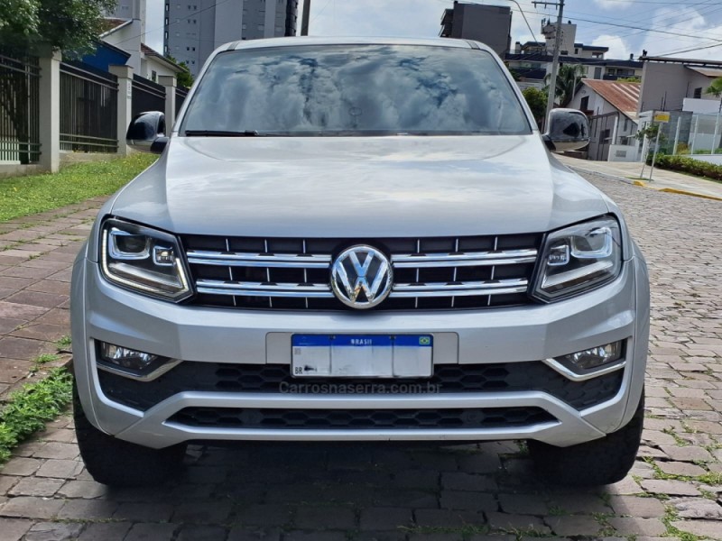 AMAROK 2.0 HIGHLINE 4X4 CD 16V TURBO INTERCOOLER DIESEL 4P AUTOMÁTICO - 2018 - CAXIAS DO SUL