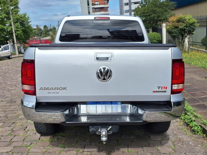 AMAROK 2.0 HIGHLINE 4X4 CD 16V TURBO INTERCOOLER DIESEL 4P AUTOMÁTICO - 2018 - CAXIAS DO SUL