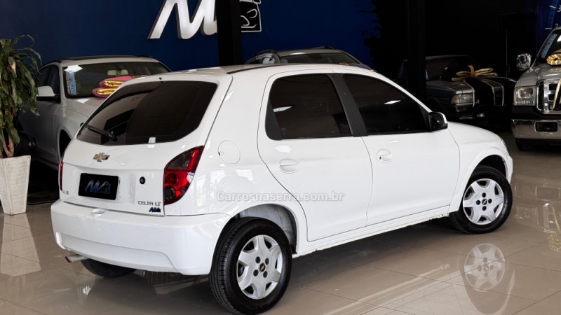 CELTA 1.0 MPFI LT 8V FLEX 4P MANUAL - 2014 - ESTâNCIA VELHA