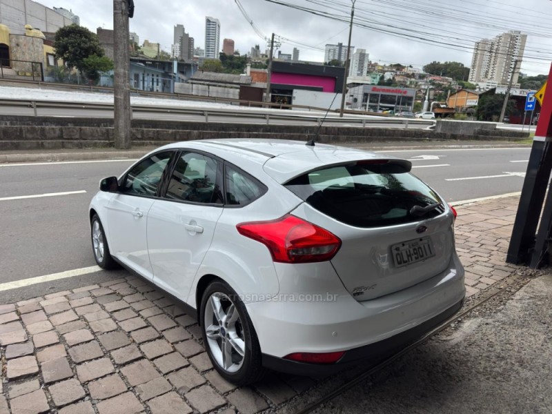 FOCUS 1.6 SE 8V FLEX 4P MANUAL - 2017 - CAXIAS DO SUL