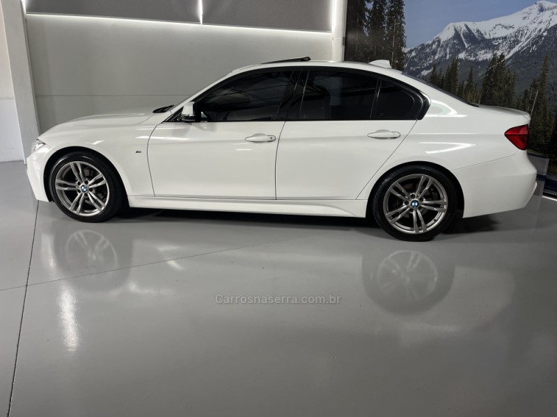 320I 2.0 M SPORT 16V TURBO ACTIVEFLEX 4P AUTOMÁTICO - 2017 - GARIBALDI