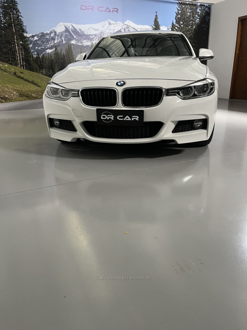 320I 2.0 M SPORT 16V TURBO ACTIVEFLEX 4P AUTOMÁTICO - 2017 - GARIBALDI