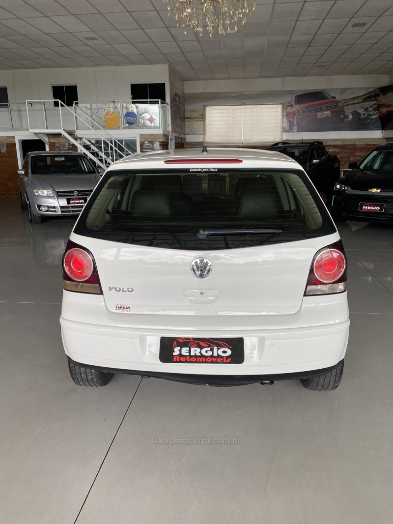 POLO 1.6 MI 8V FLEX 4P MANUAL - 2012 - PAROBé