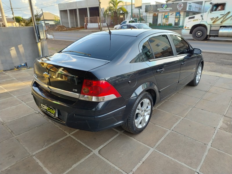 VECTRA 2.0 MPFI ELEGANCE 8V 140CV FLEX 4P MANUAL - 2011 - VACARIA