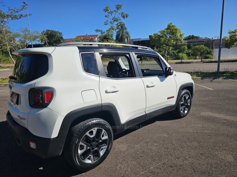 RENEGADE 2.0 16V TURBO DIESEL TRAILHAWK 4P 4X4 AUTOMÁTICO - 2016 - BENTO GONçALVES